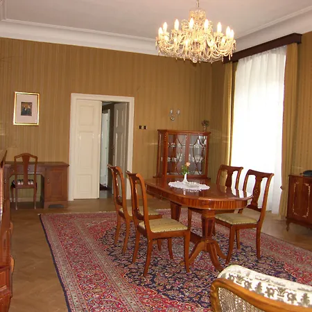 Zamek Szálloda 4*