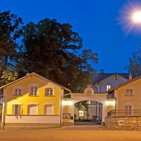 Zamek Hotel 4*