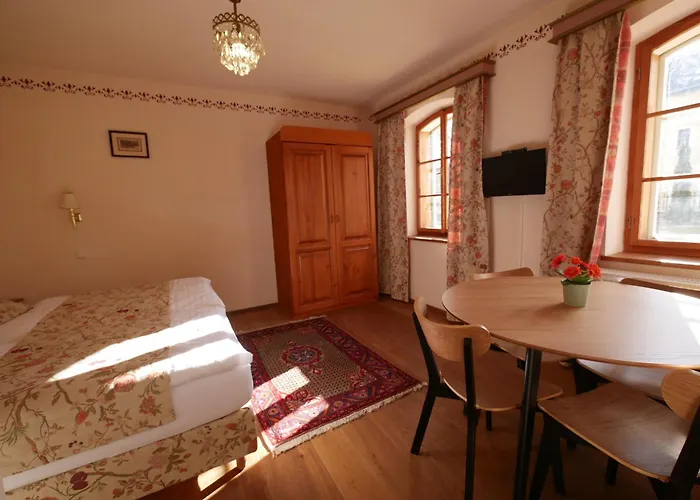 Zamek Отель 4*