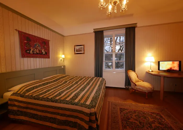 Zamek Отель 4*